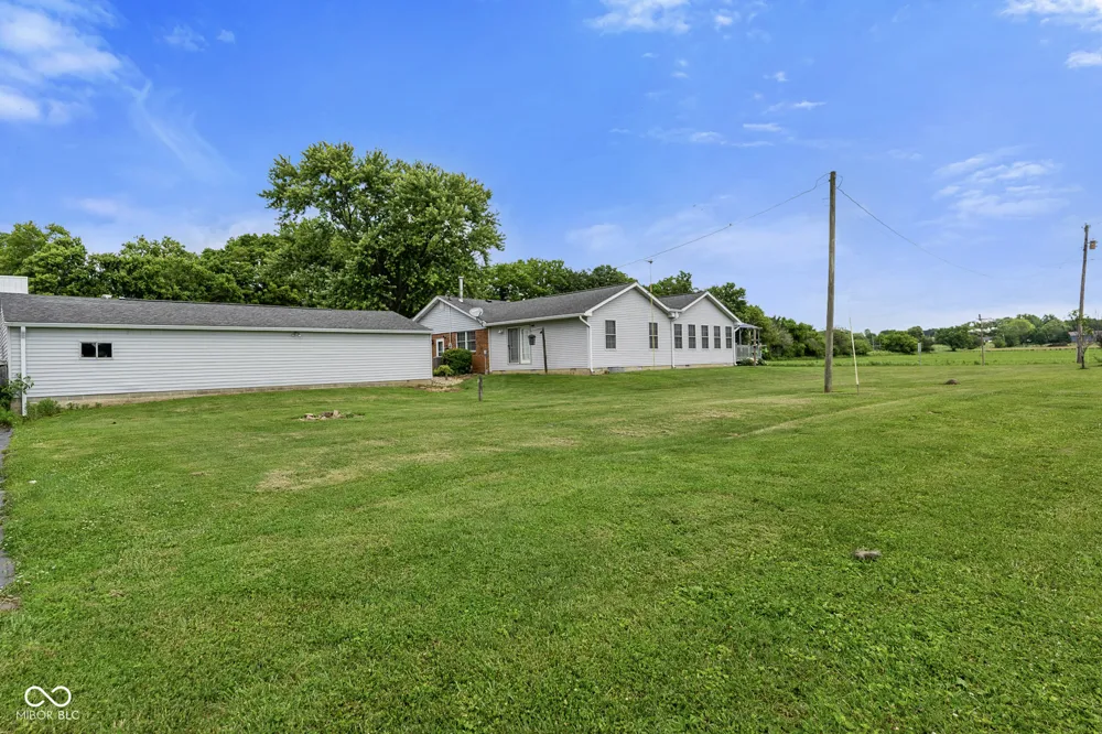 4981 E Rinker Road Mooresville, IN 46158