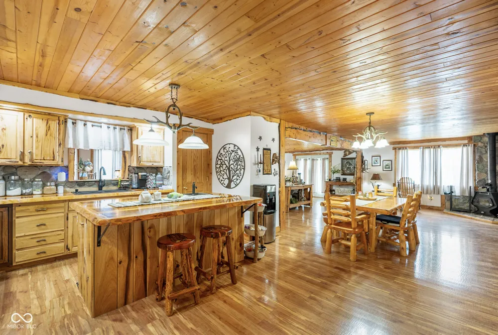 4981 E Rinker Road Mooresville, IN 46158