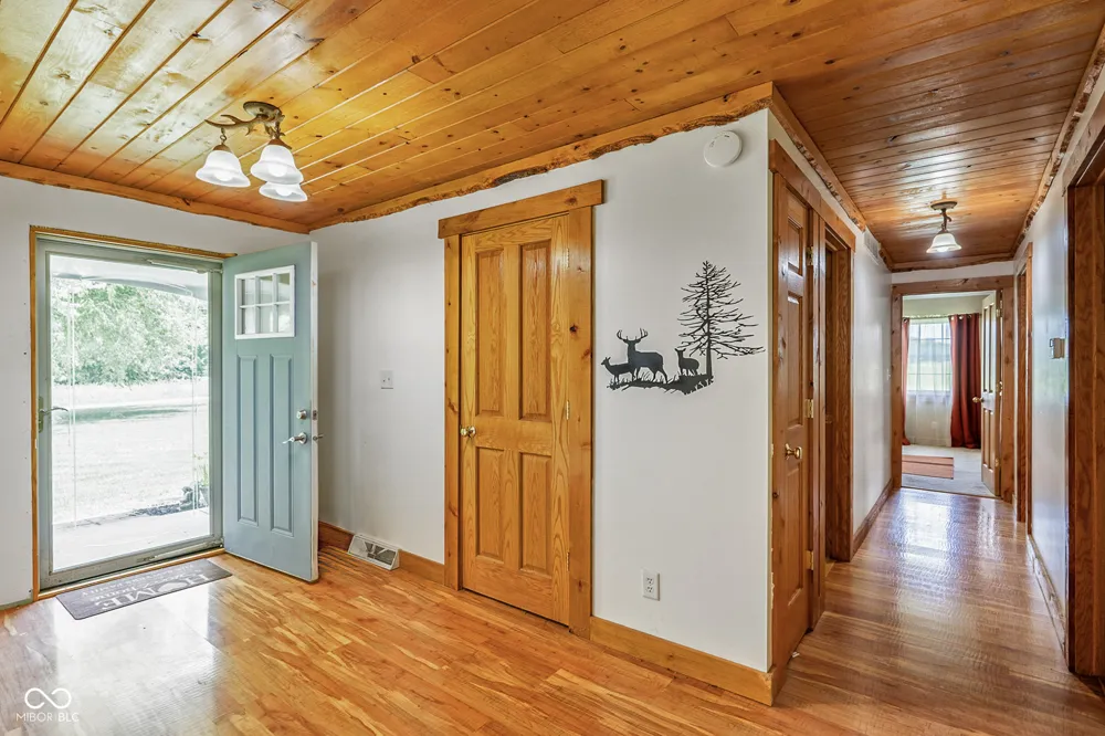 4981 E Rinker Road Mooresville, IN 46158