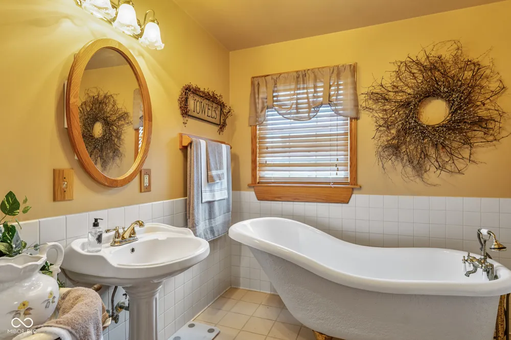 4981 E Rinker Road Mooresville, IN 46158