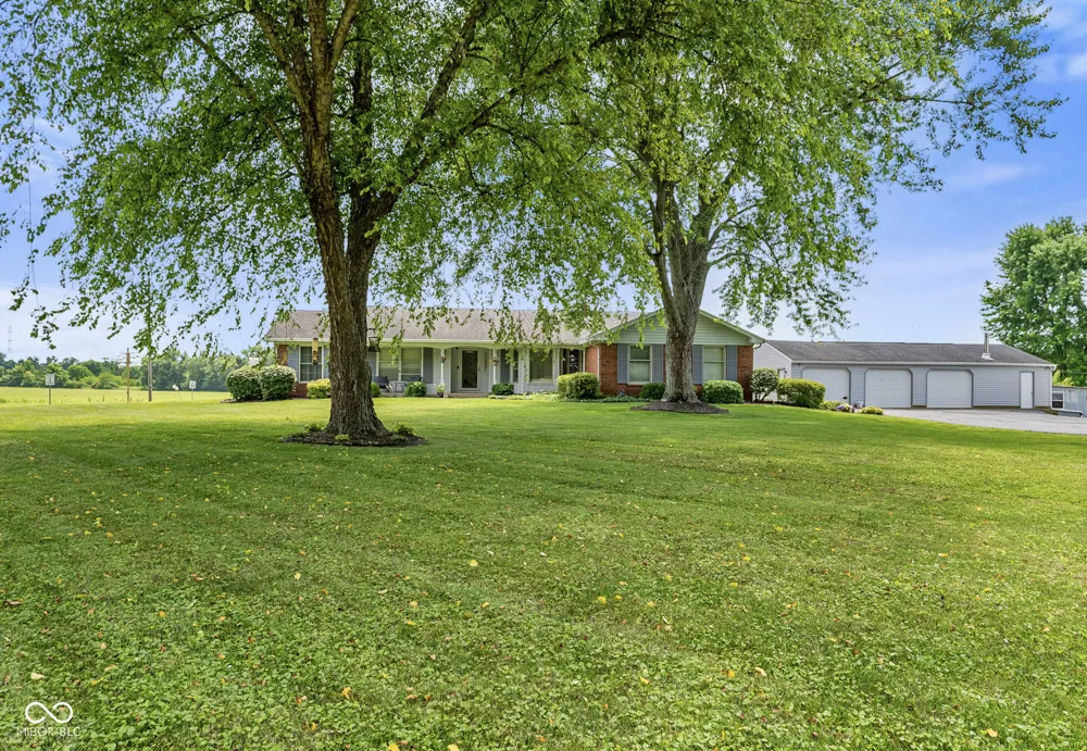 4981 E Rinker Road Mooresville, IN 46158