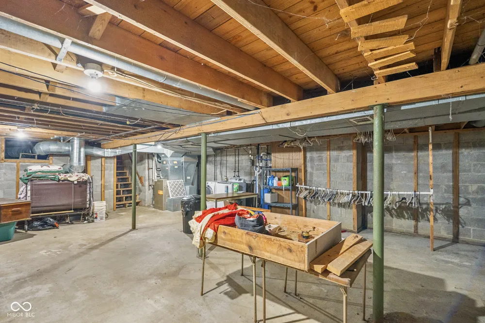 4981 E Rinker Road Mooresville, IN 46158