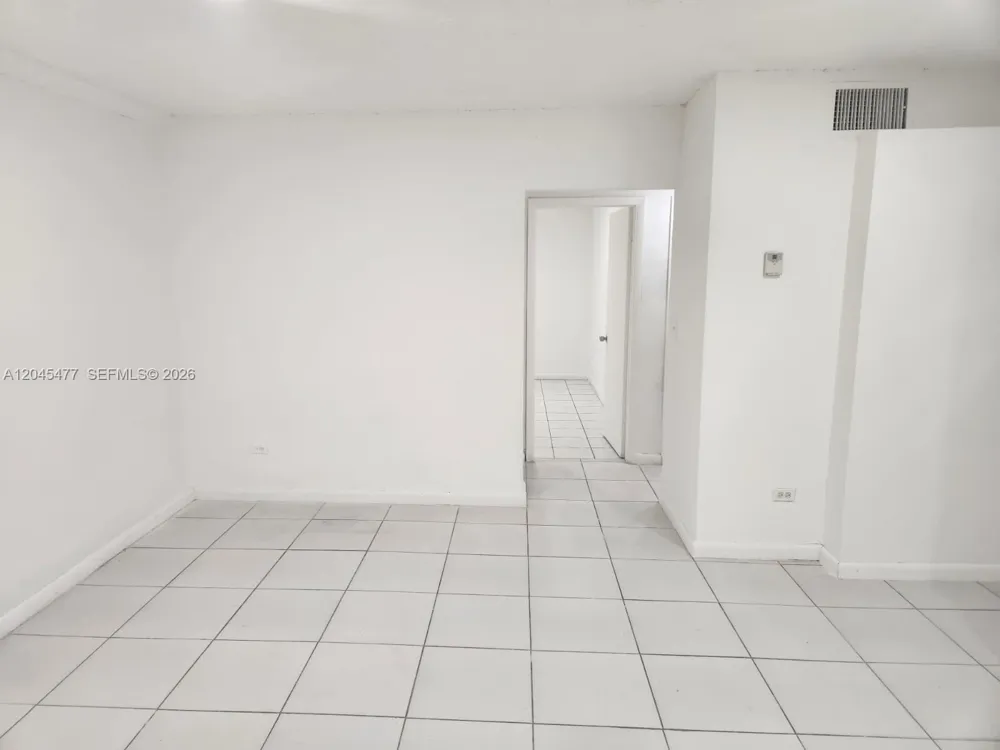 9760 SW 184th St #12D Cutler Bay, FL 33157