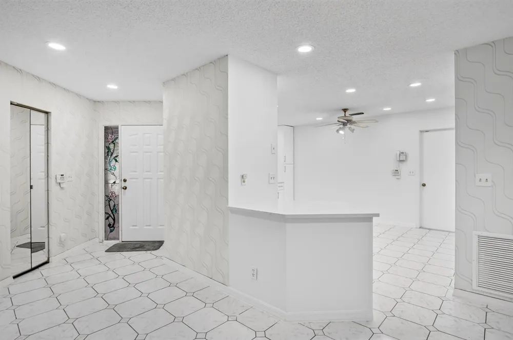 10523 Ladypalm #B Boca Raton, FL 33498