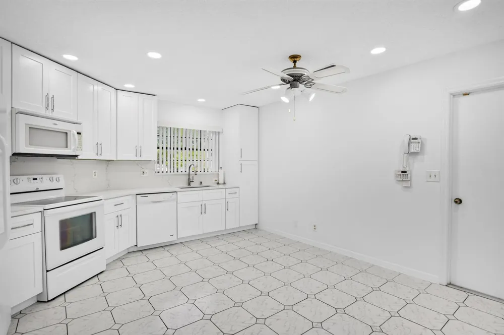 10523 Ladypalm #B Boca Raton, FL 33498