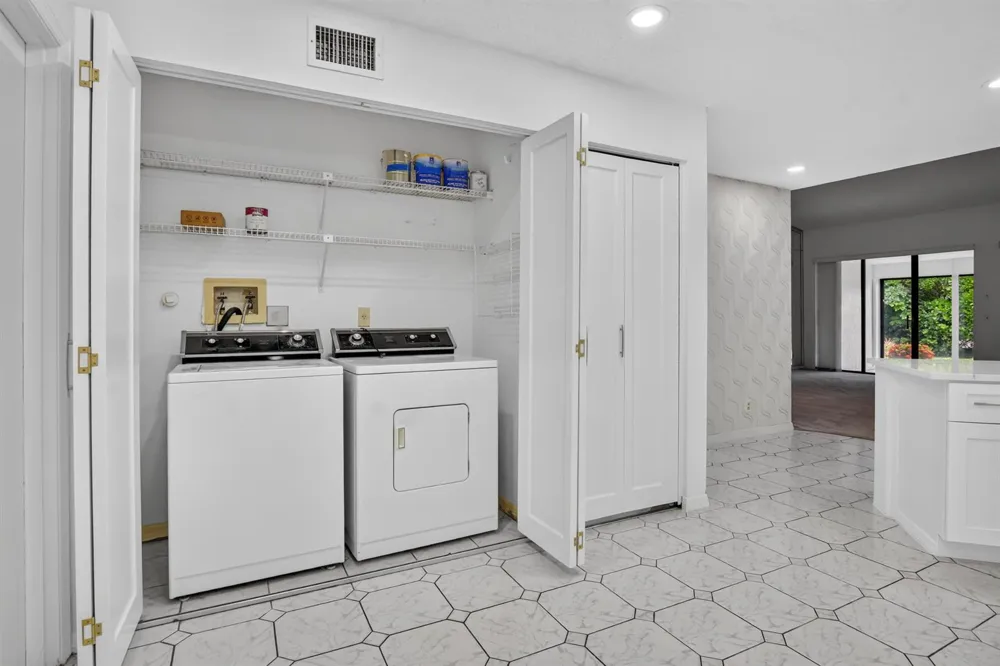 10523 Ladypalm #B Boca Raton, FL 33498