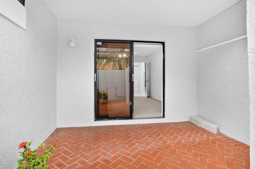 10523 Ladypalm #B Boca Raton, FL 33498