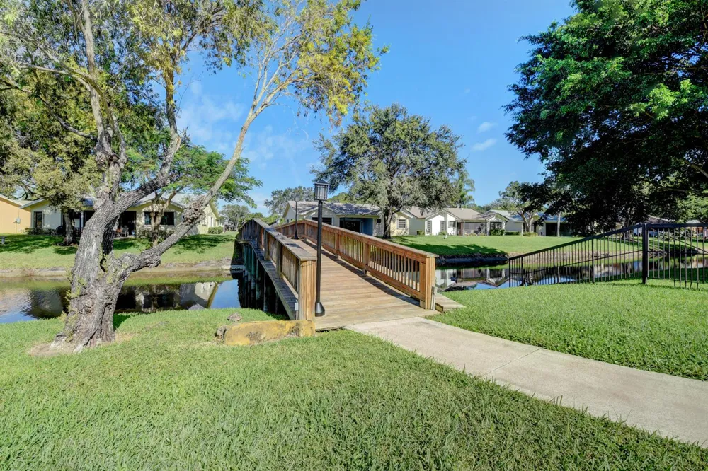 10523 Ladypalm #B Boca Raton, FL 33498