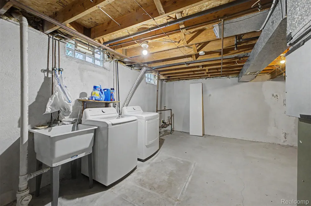 3627 Heritage Parkway Dearborn City, MI 48124