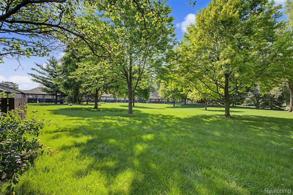 3627 Heritage Parkway Dearborn City, MI 48124