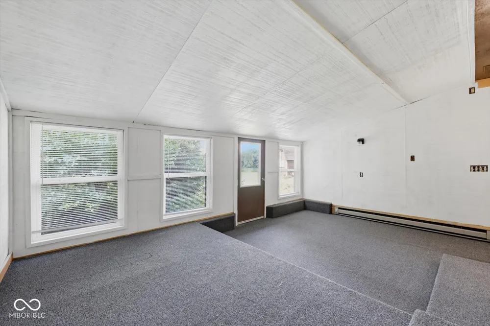 4661 Frontage Road Fairland, IN 46126