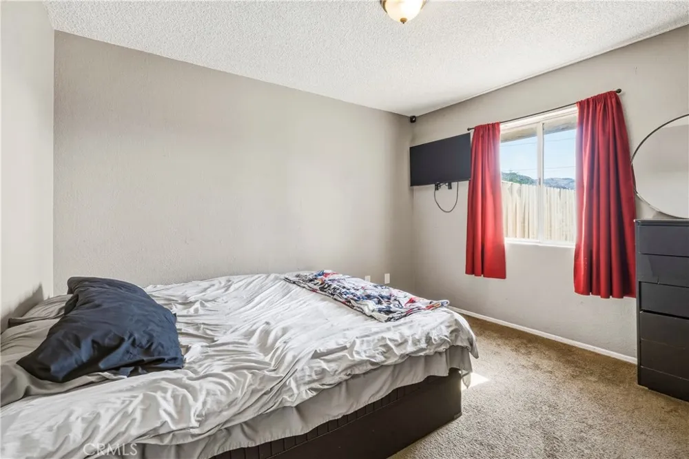 7004 49 Palms 29 Palms, CA 92277