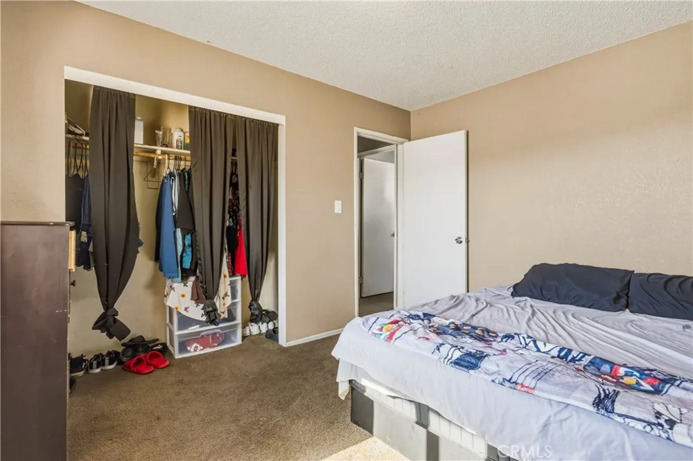 7004 49 Palms 29 Palms, CA 92277