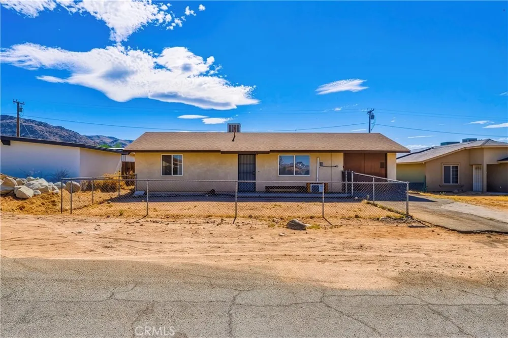 7004 49 Palms 29 Palms, CA 92277