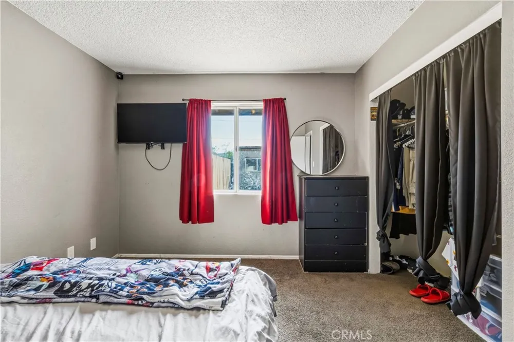 7004 49 Palms 29 Palms, CA 92277