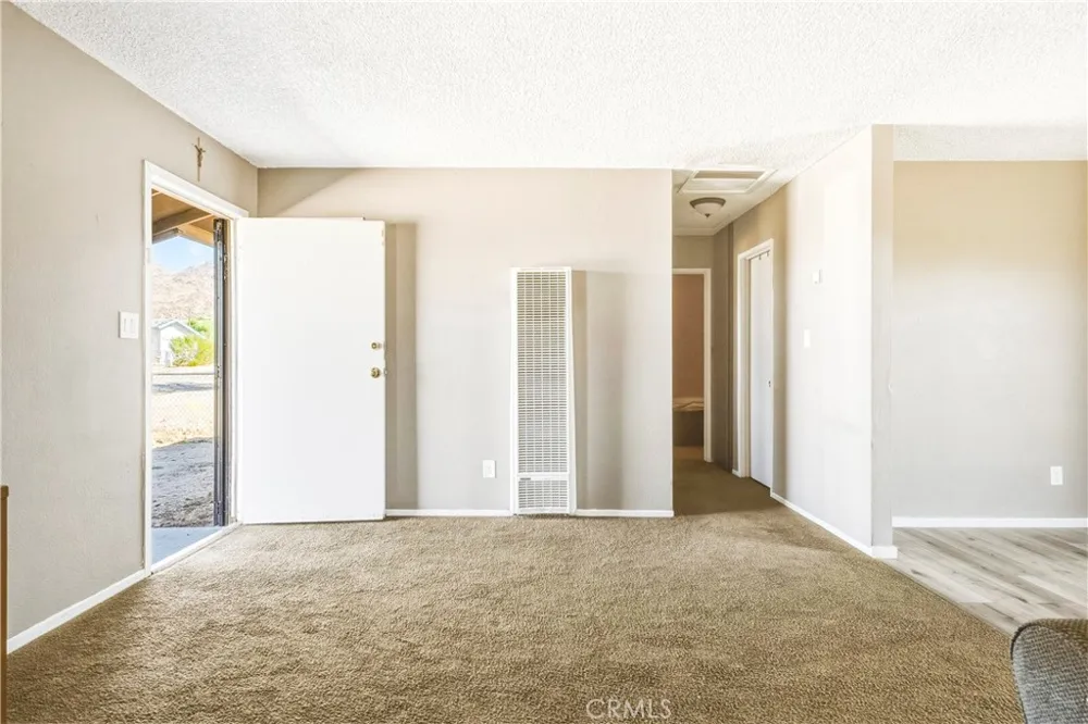7004 49 Palms 29 Palms, CA 92277