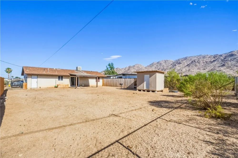 7004 49 Palms 29 Palms, CA 92277