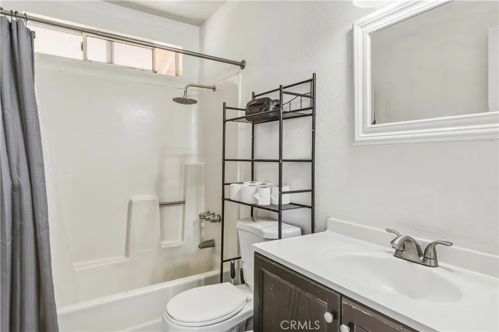 7004 49 Palms 29 Palms, CA 92277
