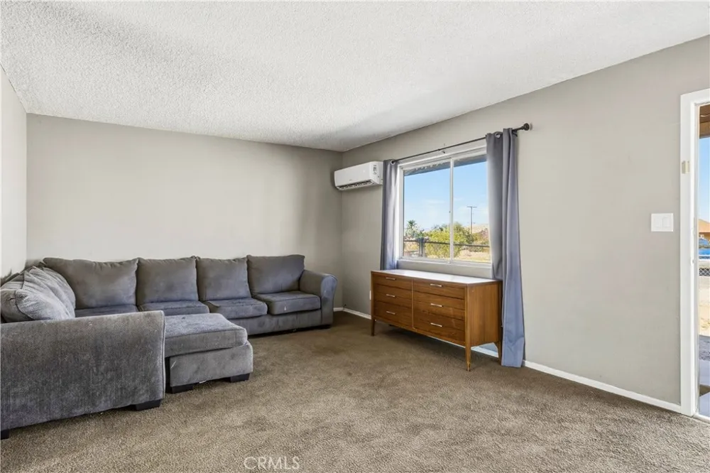 7004 49 Palms 29 Palms, CA 92277