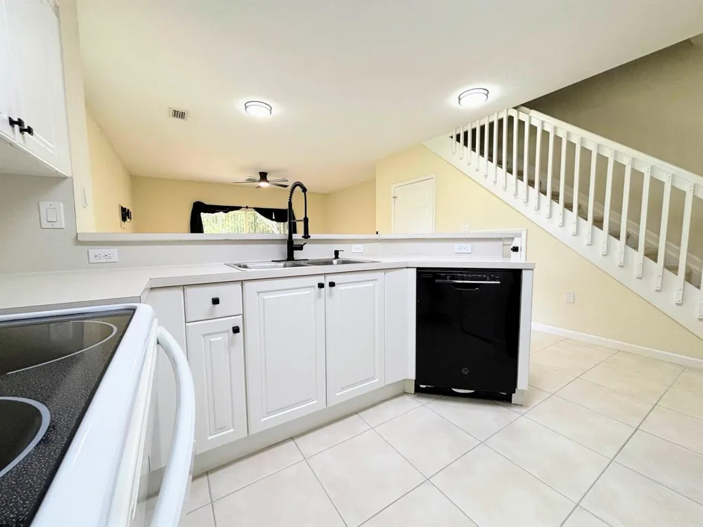 5088 SE Mariner Garden Circle Stuart, FL 34997