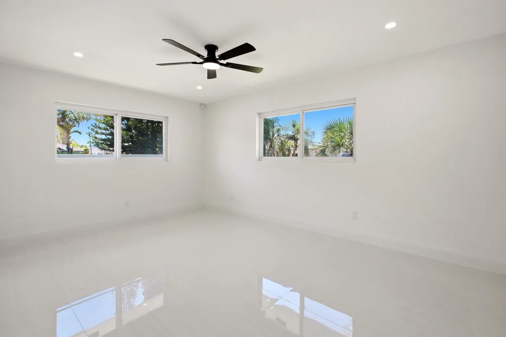 401 NW 3rd Place Dania Beach, FL 33004