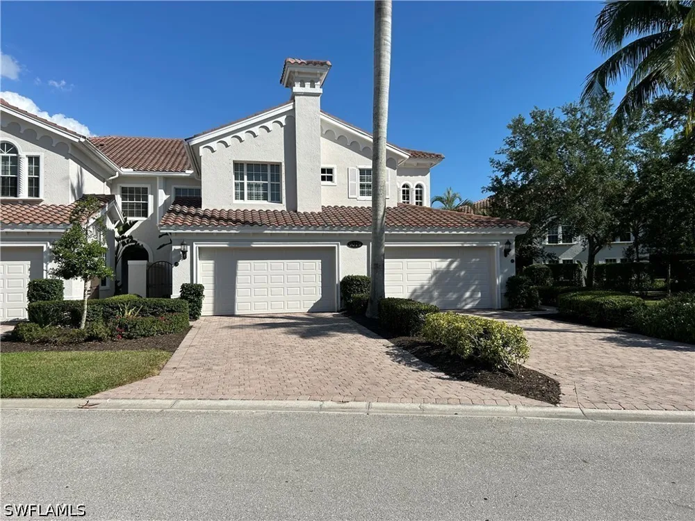 Cascada Way #102 Naples, FL 34114
