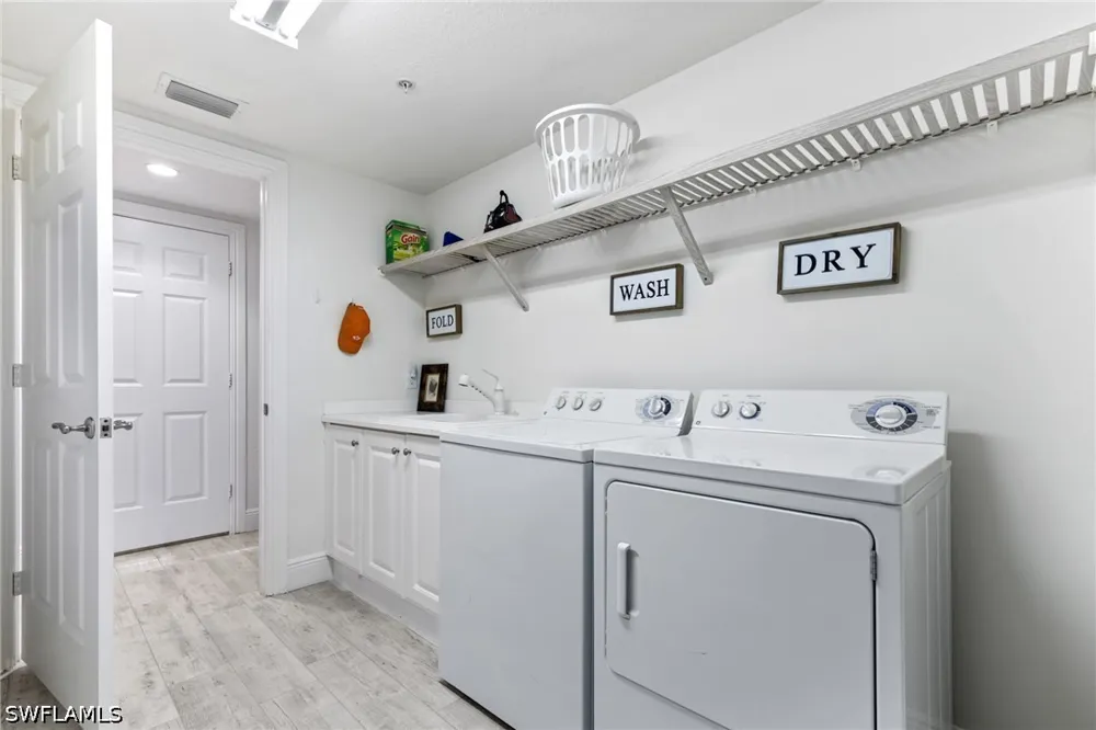 Cascada Way #102 Naples, FL 34114