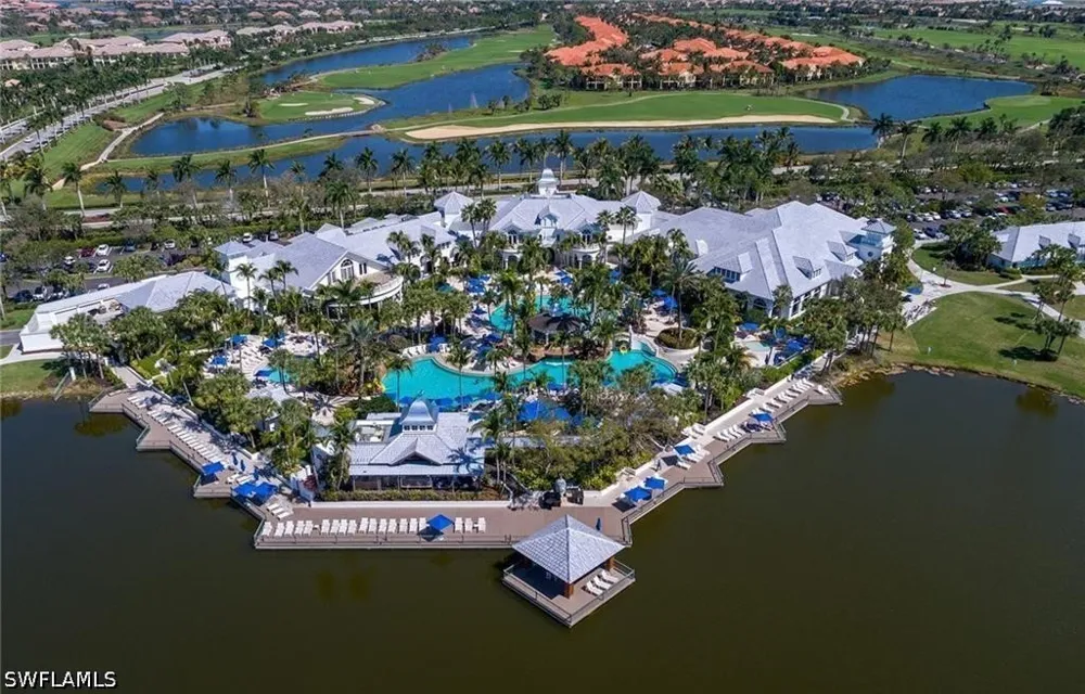 Cascada Way #102 Naples, FL 34114