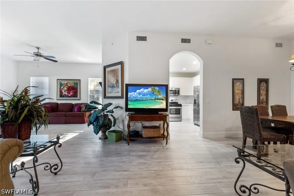 Cascada Way #102 Naples, FL 34114