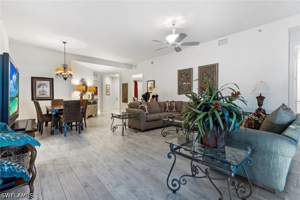 Cascada Way #102 Naples, FL 34114