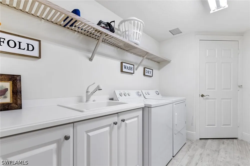 Cascada Way #102 Naples, FL 34114