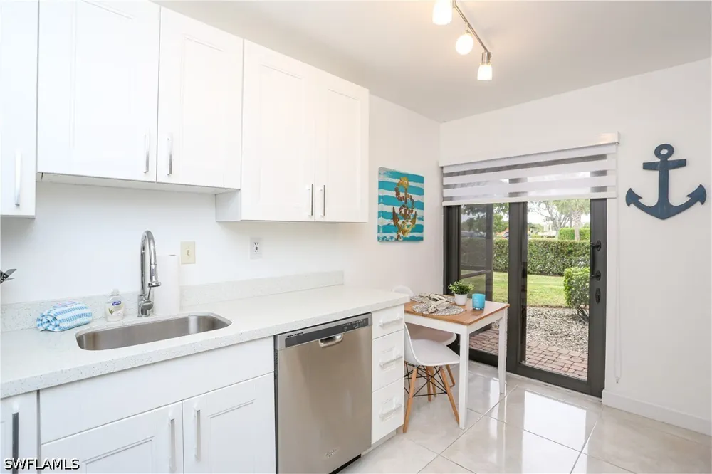 Mainsail Drive #2 Naples, FL 34114