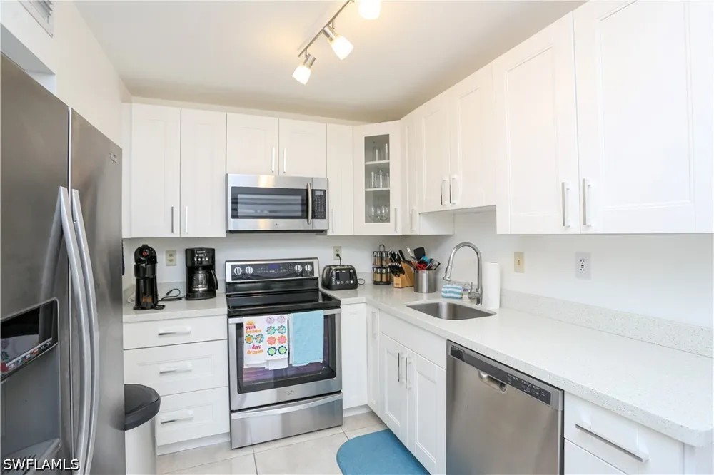 Mainsail Drive #2 Naples, FL 34114