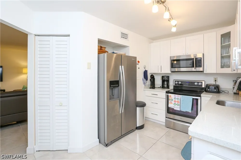 Mainsail Drive #2 Naples, FL 34114