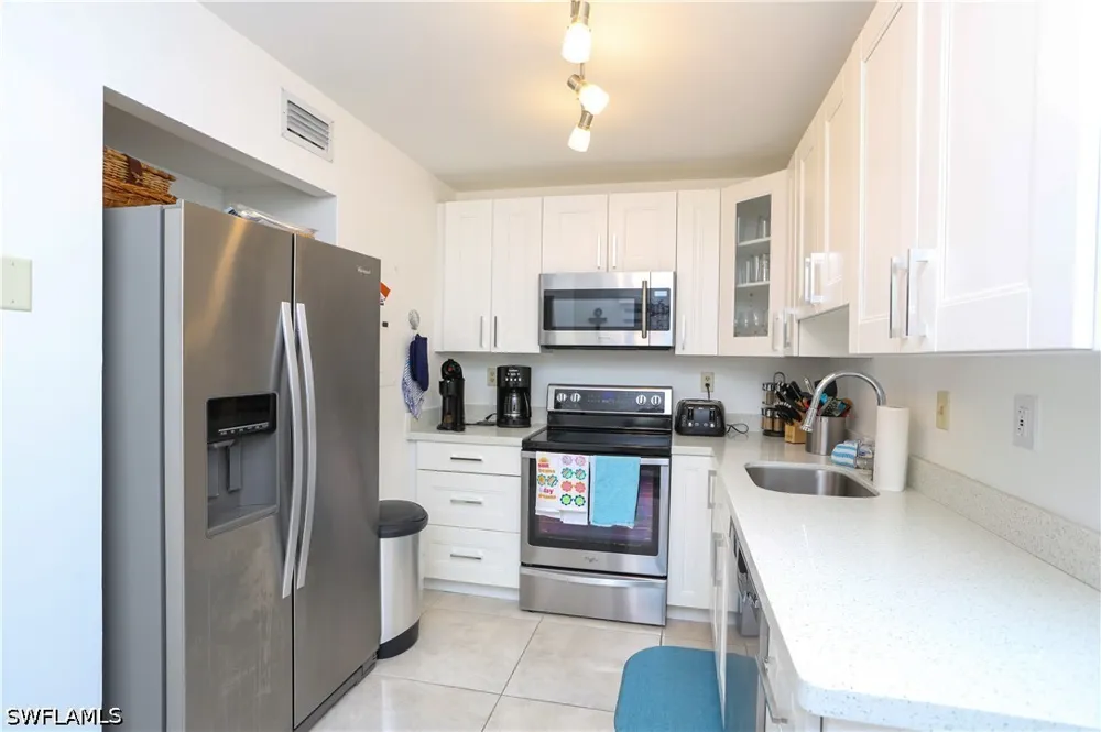 Mainsail Drive #2 Naples, FL 34114