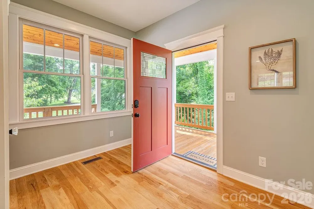 18 Wildwood Park Drive Weaverville, NC 28787
