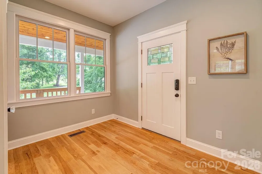 18 Wildwood Park Drive Weaverville, NC 28787