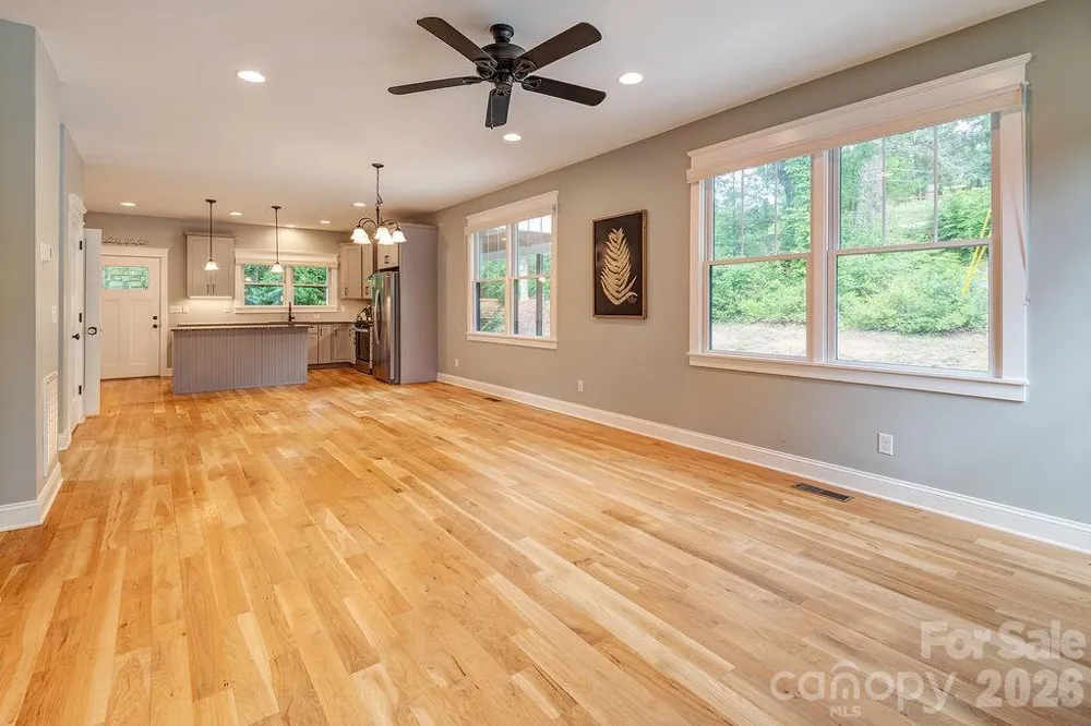 18 Wildwood Park Drive Weaverville, NC 28787