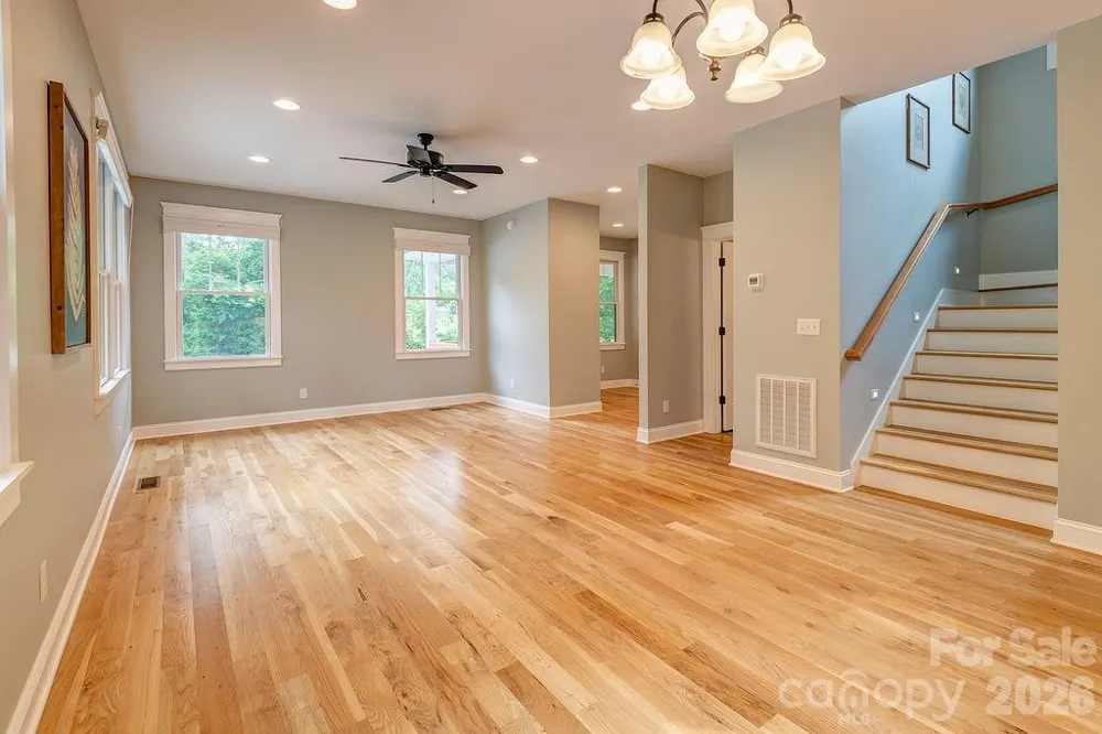 18 Wildwood Park Drive Weaverville, NC 28787