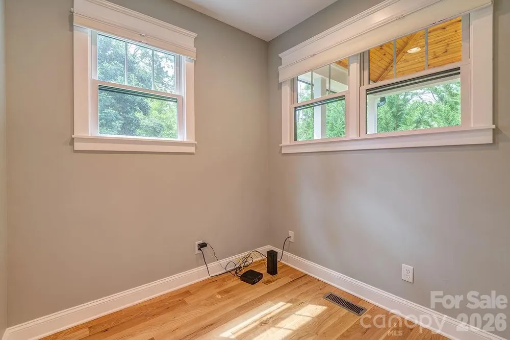 18 Wildwood Park Drive Weaverville, NC 28787
