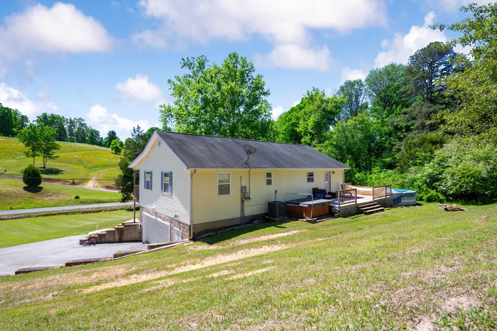 1045 Walnut Grove Church Road Dayton, TN 37321