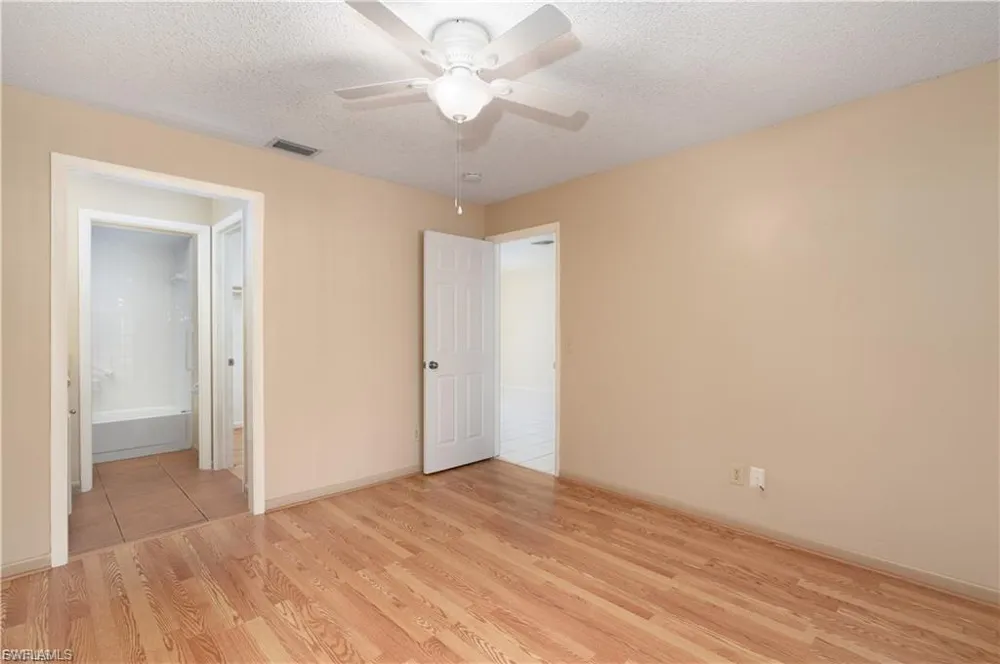 4608 SE 4th Place #6 Cape Coral, FL 33904