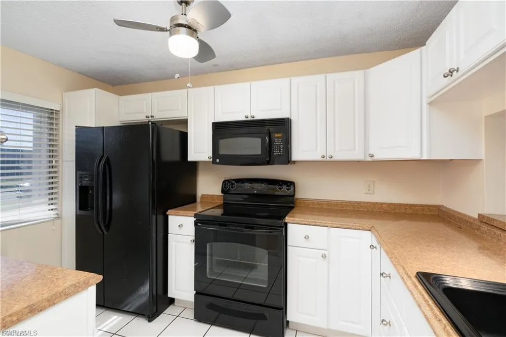 4608 SE 4th Place #6 Cape Coral, FL 33904
