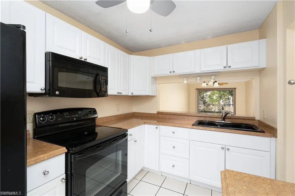 4608 SE 4th Place #6 Cape Coral, FL 33904