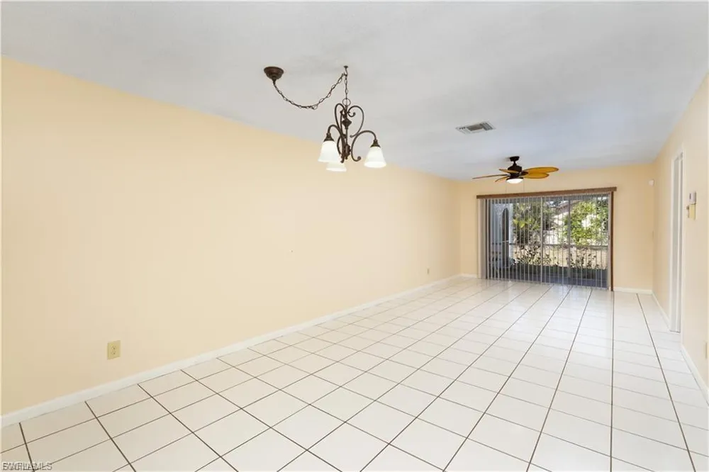 4608 SE 4th Place #6 Cape Coral, FL 33904