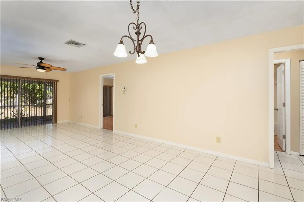 4608 SE 4th Place #6 Cape Coral, FL 33904