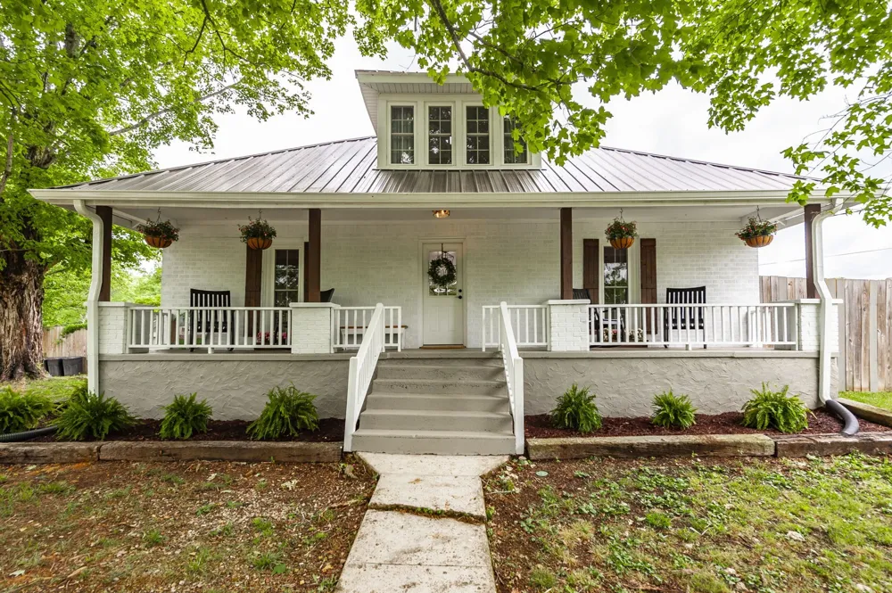 537 Defeated Creek Hwy Carthage, TN 37030