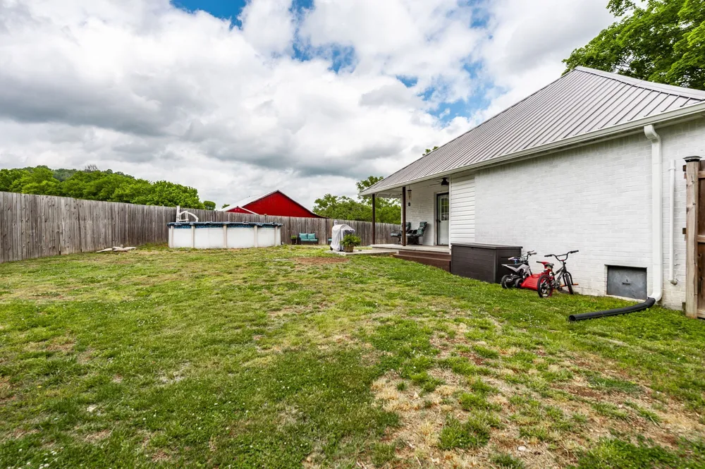 537 Defeated Creek Hwy Carthage, TN 37030