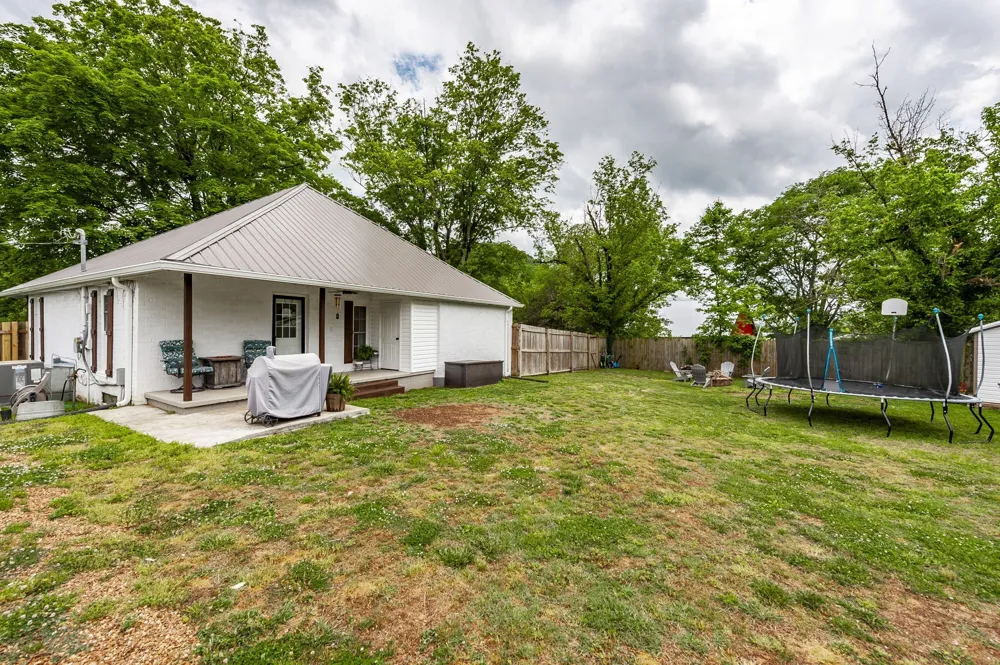 537 Defeated Creek Hwy Carthage, TN 37030