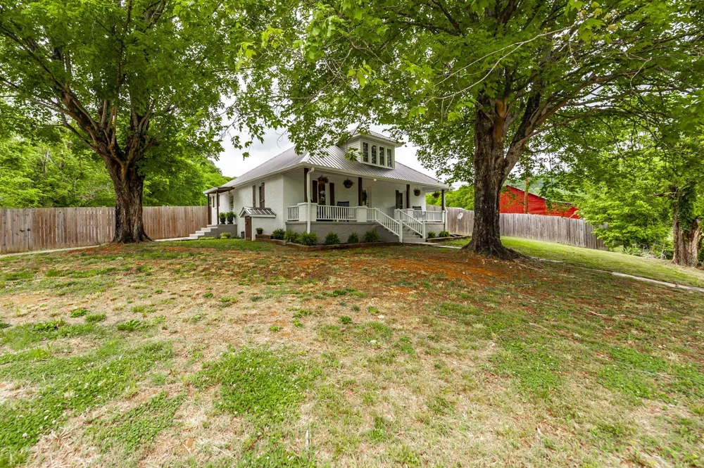 537 Defeated Creek Hwy Carthage, TN 37030